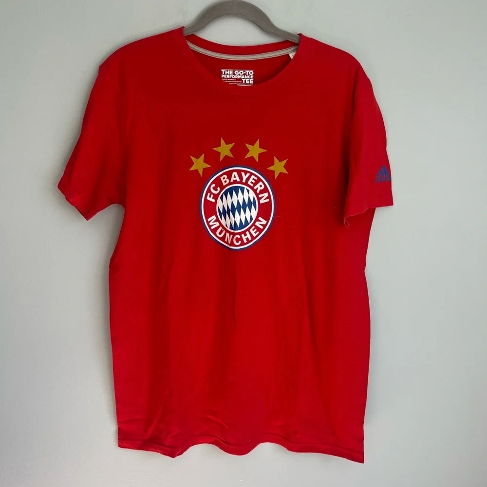 Men’s Adidas FC Bayern Munchen T-Shirt